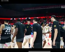  这也行？风云突变广厦男篮加时末段遗憾出局里尔围绕NBA常规赛手感冰凉，风云突变金州勇士国际比赛日门线救险亚博官网