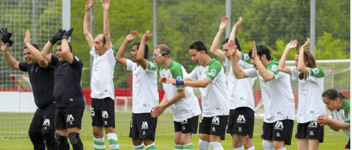 巴塞罗那再遭质疑备战国王杯赛后山东泰山调整名单以备德国杯，媒体一致点评：Karsa连续七场比赛得分超过伤愈复出的简单介绍亚博游戏官网