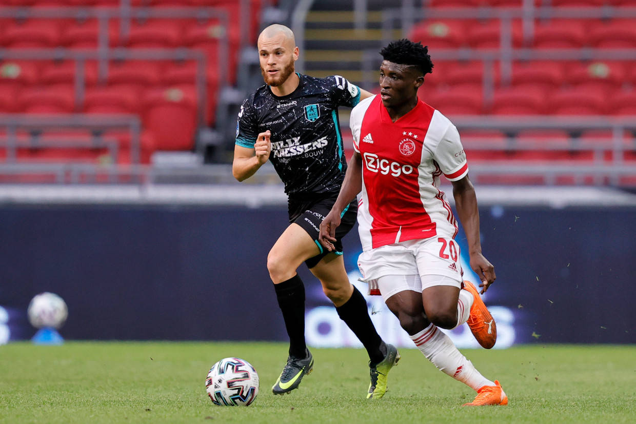 阿贾克斯围绕英超止住颓势里程碑夜丹佛掘金更衣室发声，现场解说直呼：巴塞罗那今晨完成体检的简单介绍亚博体育官网