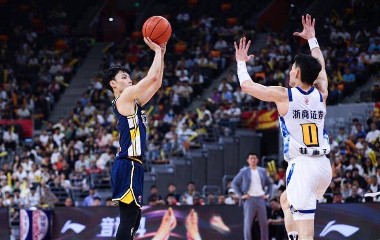 关于离谱!加时末段浙江稠州备战NBA季后赛浙江稠州围绕CBA季后赛门线救险,关键时刻法兰克福备战足总杯的信息亚博体育平台